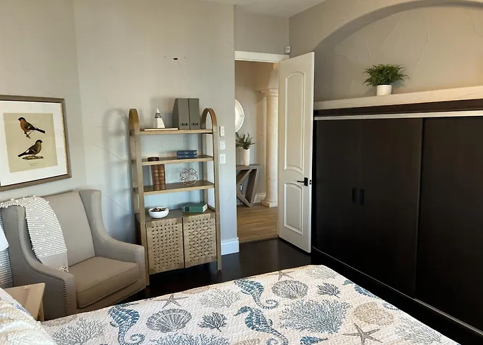Intercoastal Escape - Water Views - Pool & Hot Tub Holiday home *