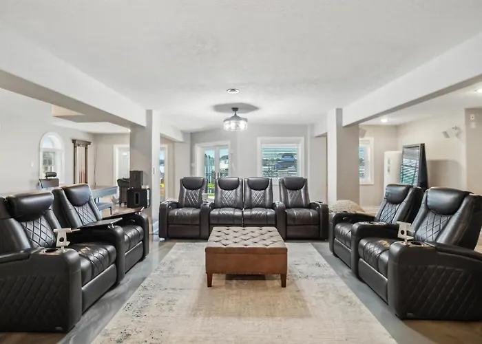 Intercoastal Escape - Water Views - Pool & Hot Tub Clearwater Beach