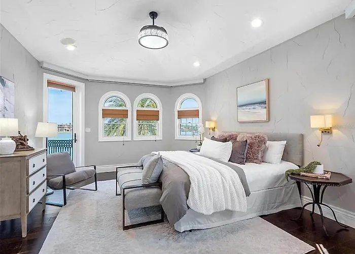 Holiday home Intercoastal Escape - Water Views - Pool & Hot Tub
