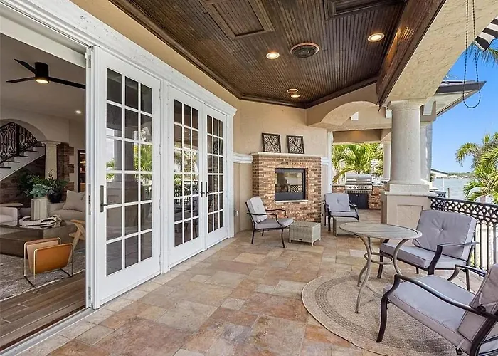 Intercoastal Escape - Water Views - Pool & Hot Tub *