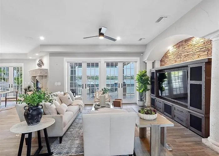 Intercoastal Escape - Water Views - Pool & Hot Tub