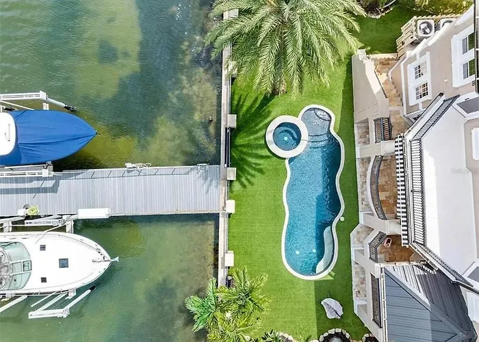 Ferienhaus Intercoastal Escape - Water Views - Pool & Hot Tub